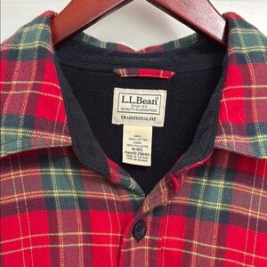 L.L. Bean Red and Green Casual Button Down Shirt/Shacket. fleece lined